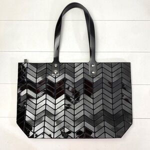 Emilio Pepe Geometric Chevron Patent Tote Bag Black Large High Shine 3D Cube